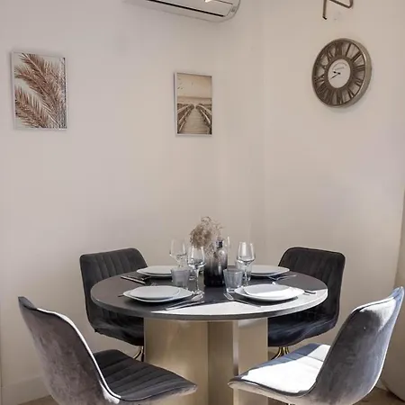 Asteria - Cosy, Moderne, Clim, 15mn Palais&plages شقة